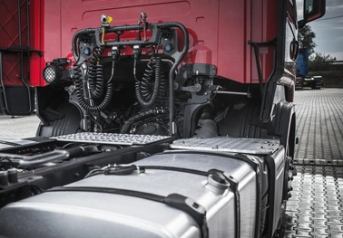 Ремонт КПП грузовых автомобилей: основные неисправности и как их избежать